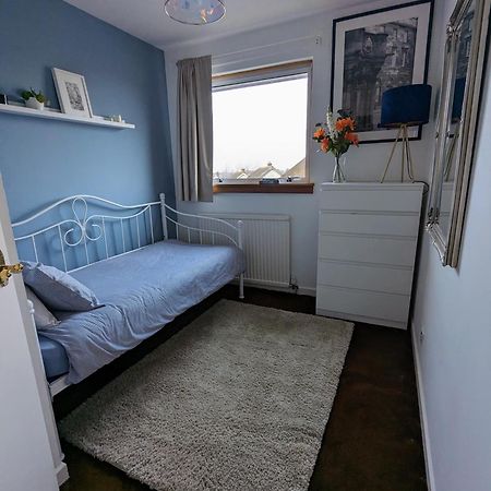 Single Room With Castle View Edinburgh Bagian luar foto